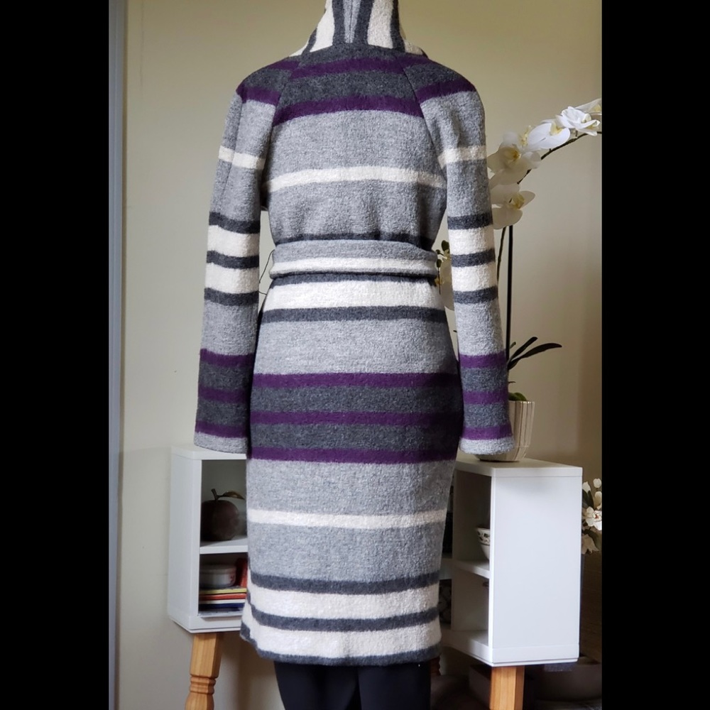 Pre owned Poleci knee length coat in excellent condition - Picture 4 of 8